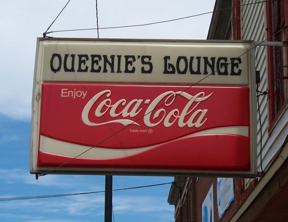 Queenie's Lounge - Ohio